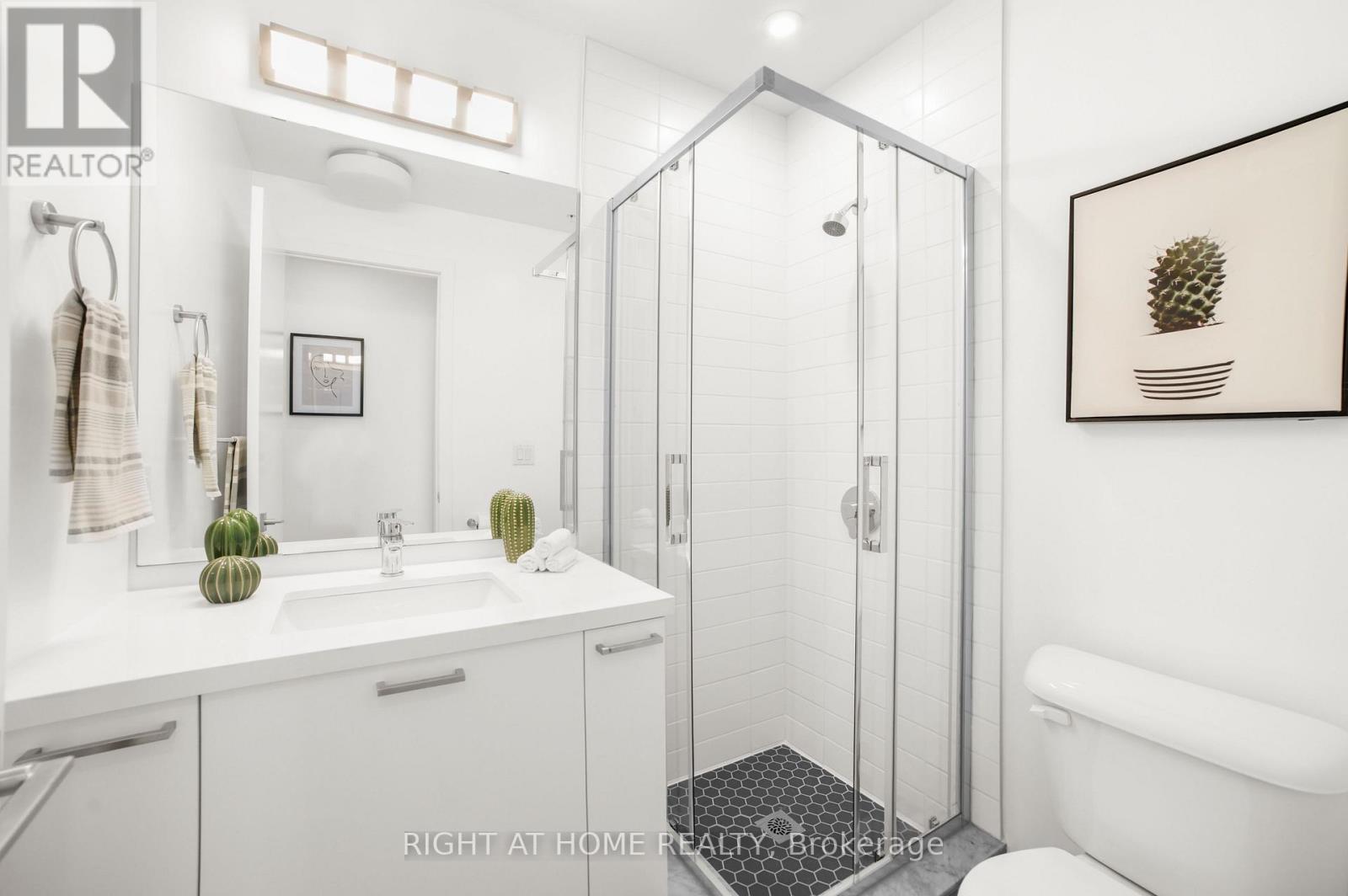 205 - 479 Charlton Avenue E, Hamilton, Ontario  L8N 0B4 - Photo 15 - X12881524