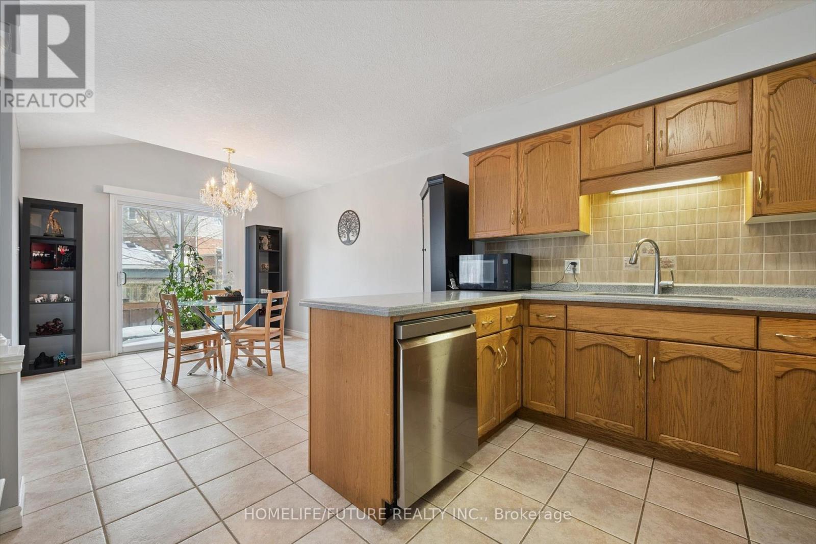 22 Darnell Rd, Guelph, Ontario  N1G 5K3 - Photo 23 - X12881534