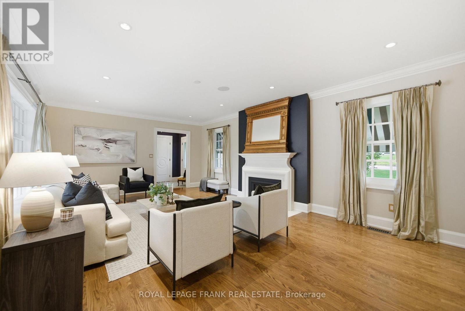 739 Masson Street, Oshawa, Ontario  L1G 5A7 - Photo 9 - E12881566