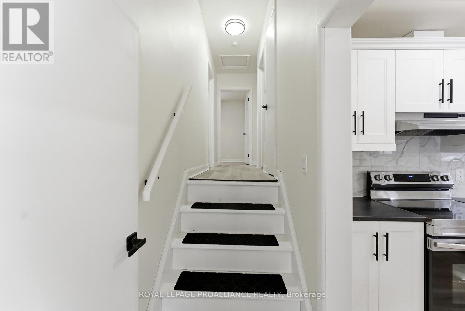 94 Rollins Drive, Belleville (Belleville Ward), Ontario  K8N 4J5 - Photo 17 - X12881682