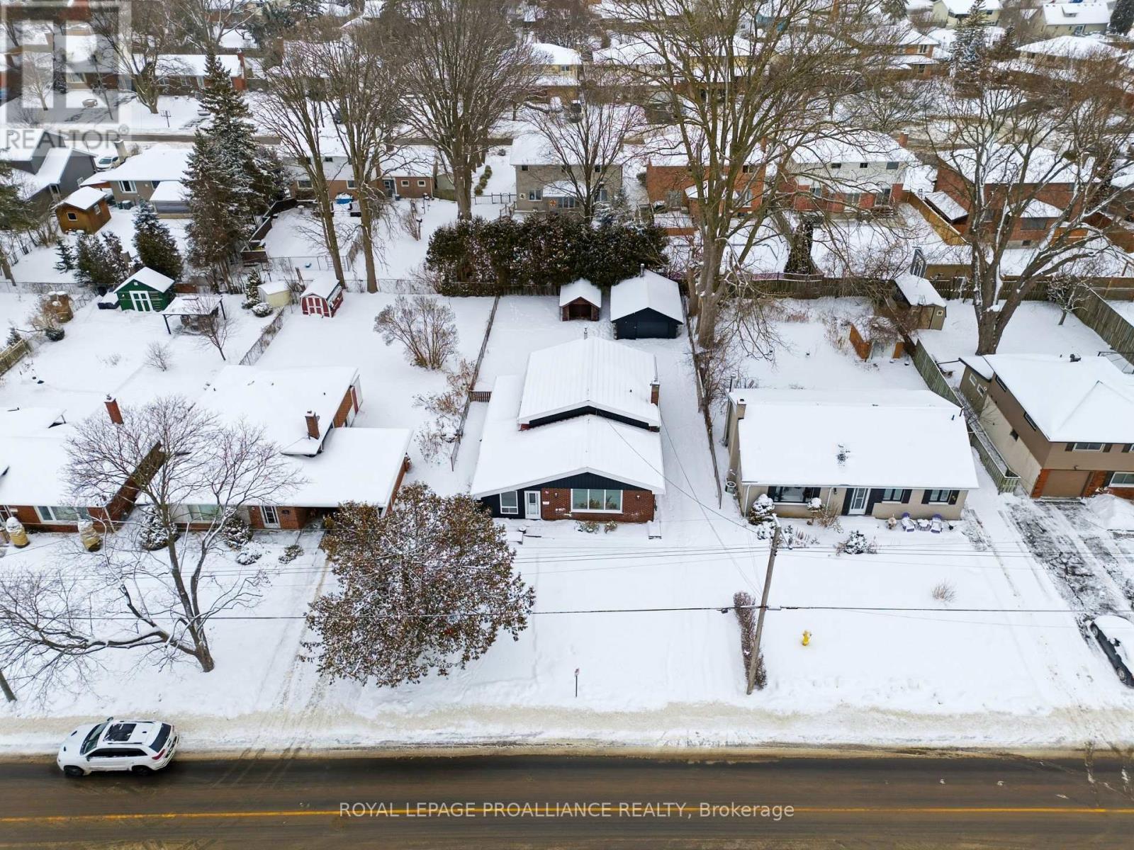 94 Rollins Drive, Belleville (Belleville Ward), Ontario  K8N 4J5 - Photo 33 - X12881682