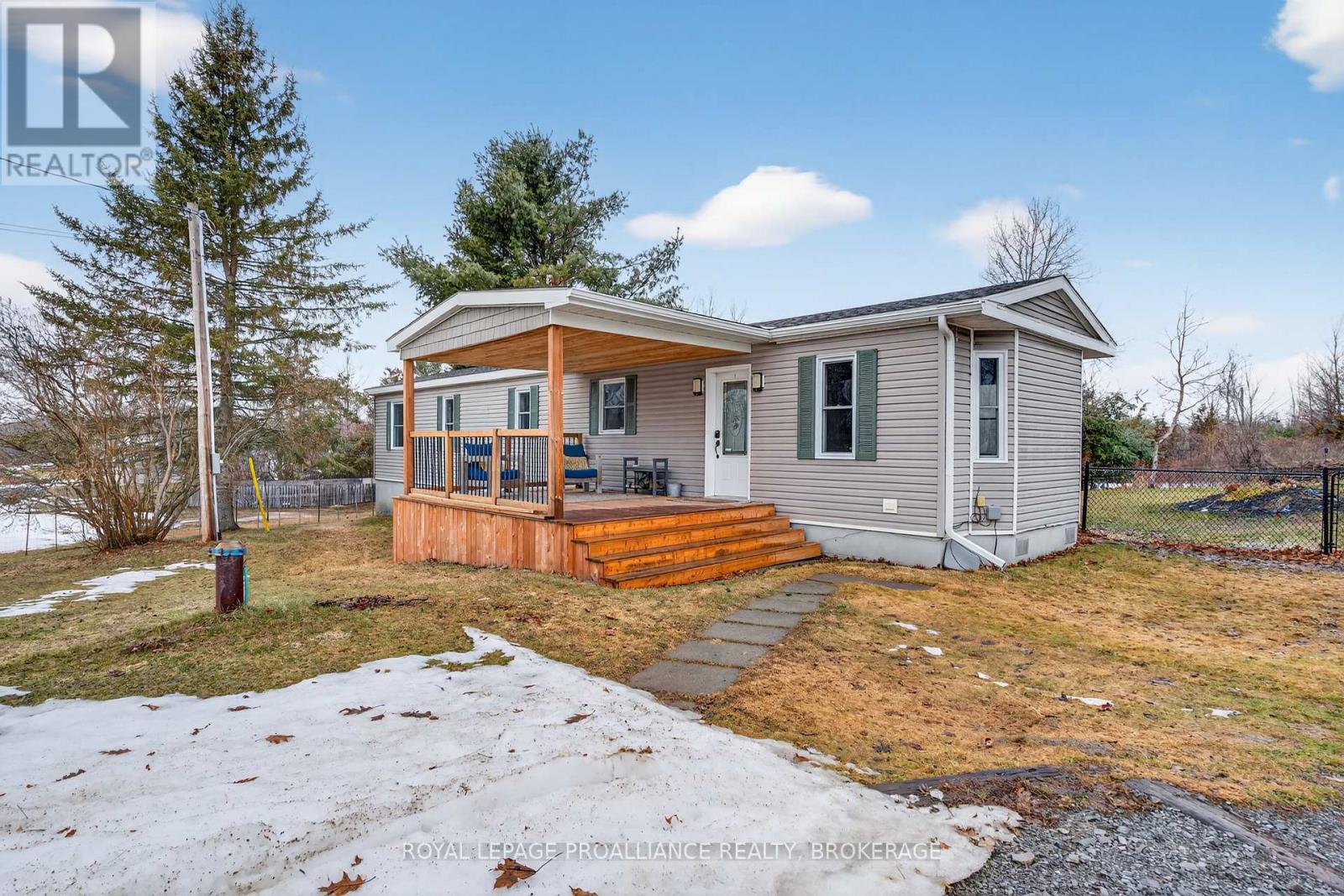 1288 Asselstine Road, Frontenac, Ontario  K0H 2L0 - Photo 1 - X12881688