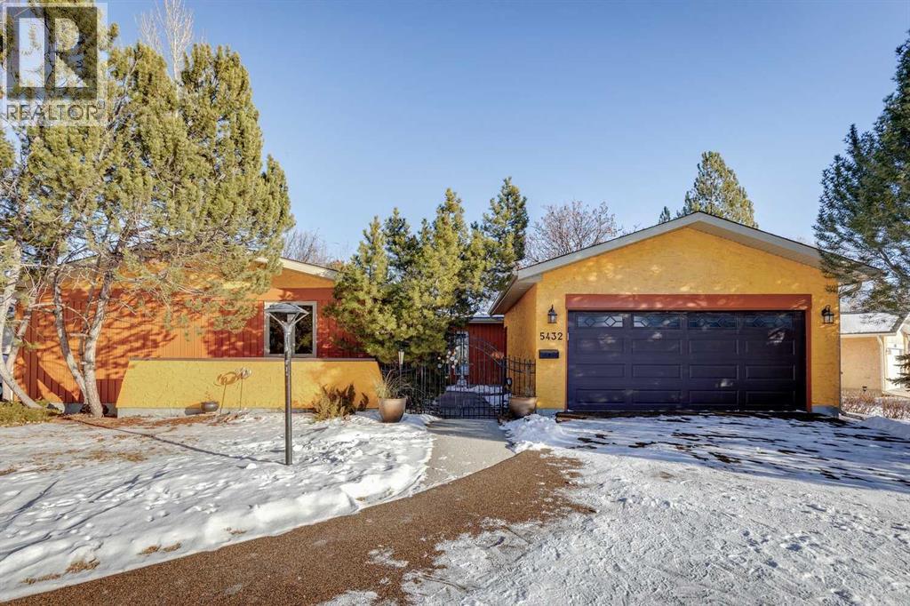 5432 Silverdale Drive NW, Calgary, Alberta