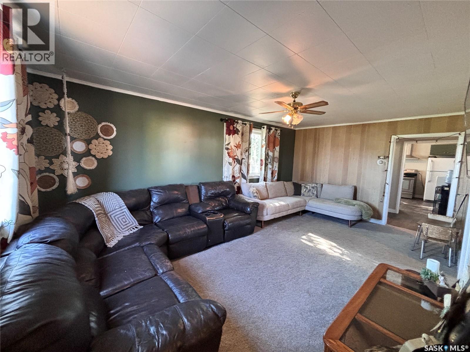 780 Railway Avenue, Elbow, Saskatchewan S0H 1J0 - Photo 9 - SK016725