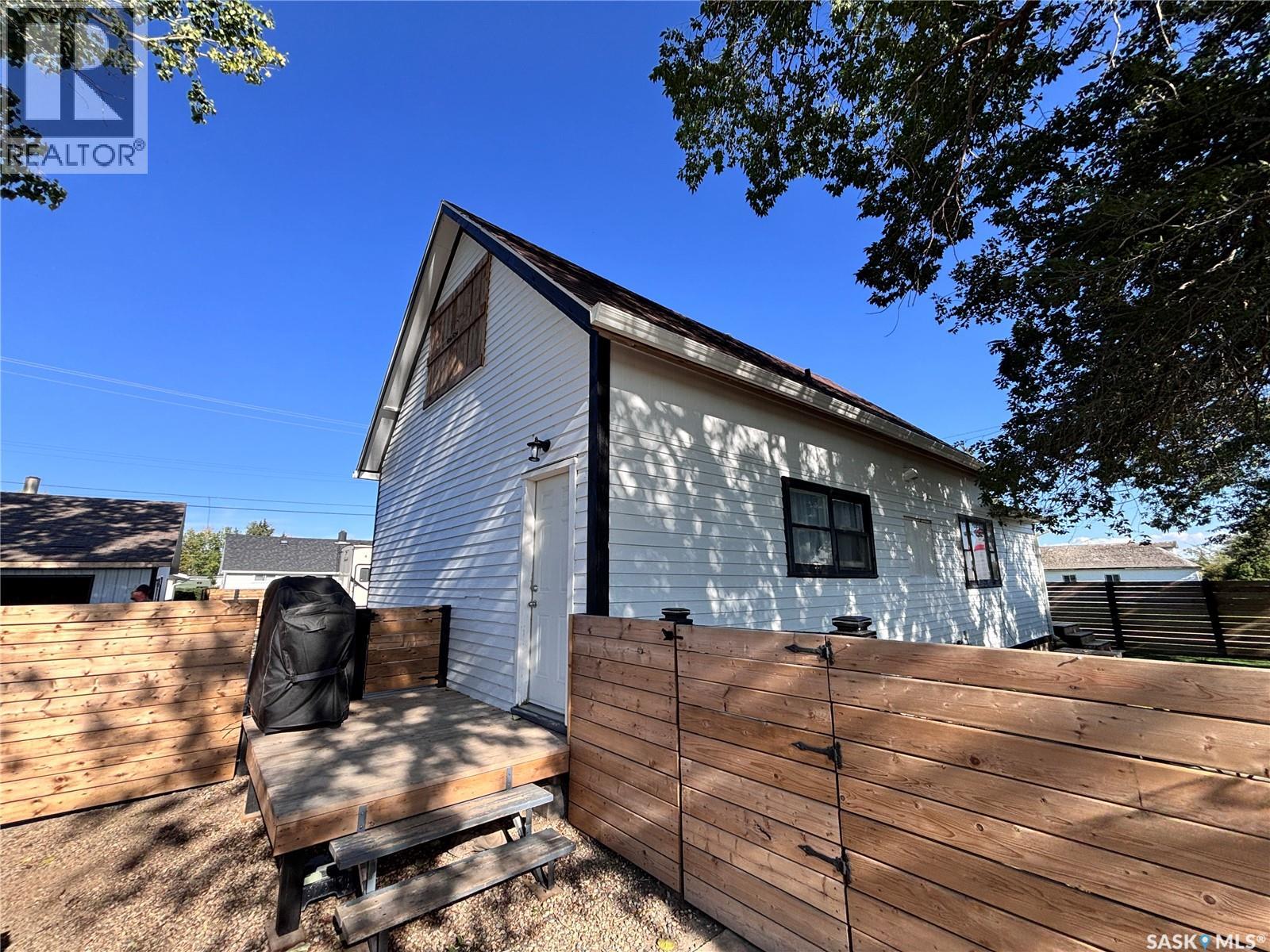 780 Railway Avenue, Elbow, Saskatchewan S0H 1J0 - Photo 6 - SK016725