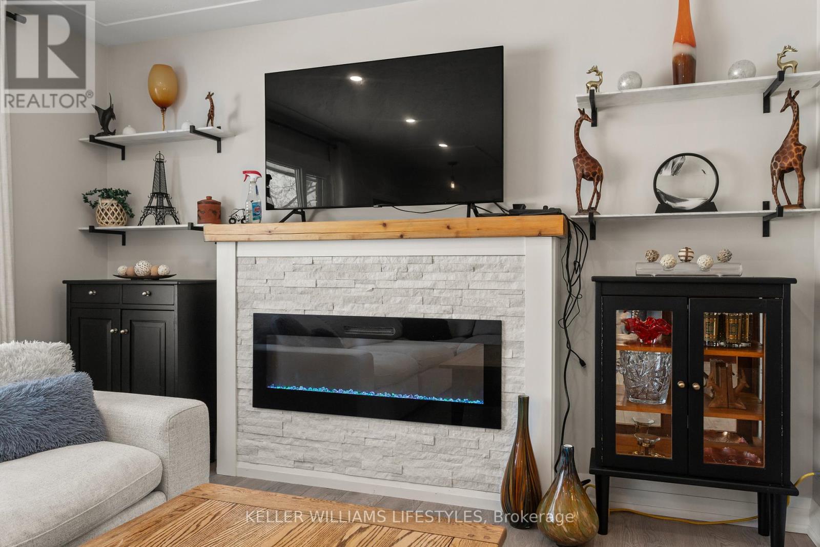 23 Stormont Drive, London South, Ontario  N5Z 3Z4 - Photo 6 - X12881560