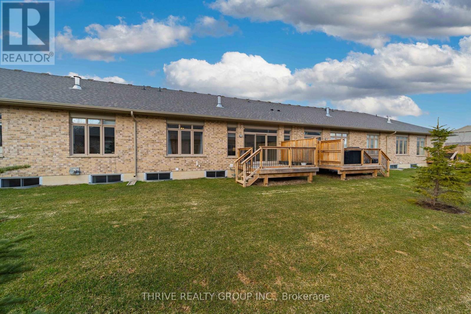 66 - 2650 Buroak Drive, London North, Ontario  N6G 5B6 - Photo 4 - X12881604