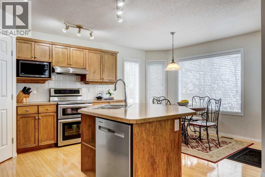 33 Mt Douglas Close Se, Calgary, Alberta  T2Z 3R8 - Photo 18 - A2292288