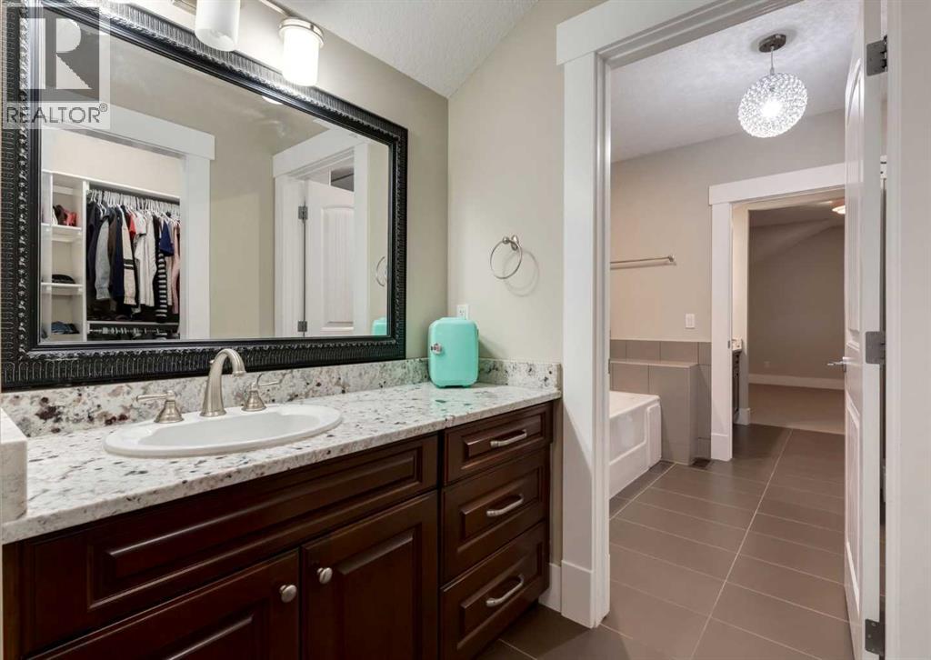 130 October Gold Way, Rural Rocky View County, Alberta  T3Z 0A3 - Photo 25 - A2293051