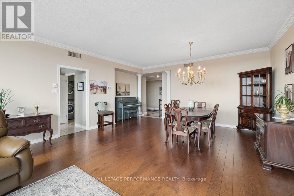 905 - 1480 Riverside Drive, Ottawa, Ontario  K1G 5H2 - Photo 11 - X12881576