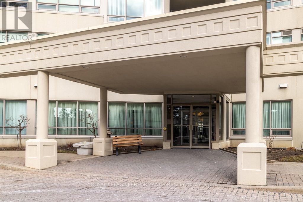 905 - 1480 Riverside Drive, Ottawa, Ontario  K1G 5H2 - Photo 2 - X12881576