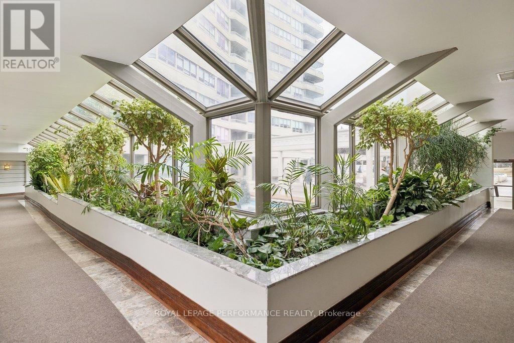 905 - 1480 Riverside Drive, Ottawa, Ontario  K1G 5H2 - Photo 28 - X12881576