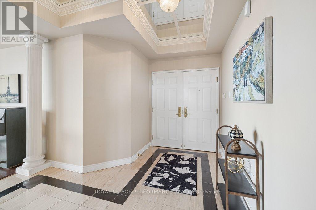 905 - 1480 Riverside Drive, Ottawa, Ontario  K1G 5H2 - Photo 4 - X12881576