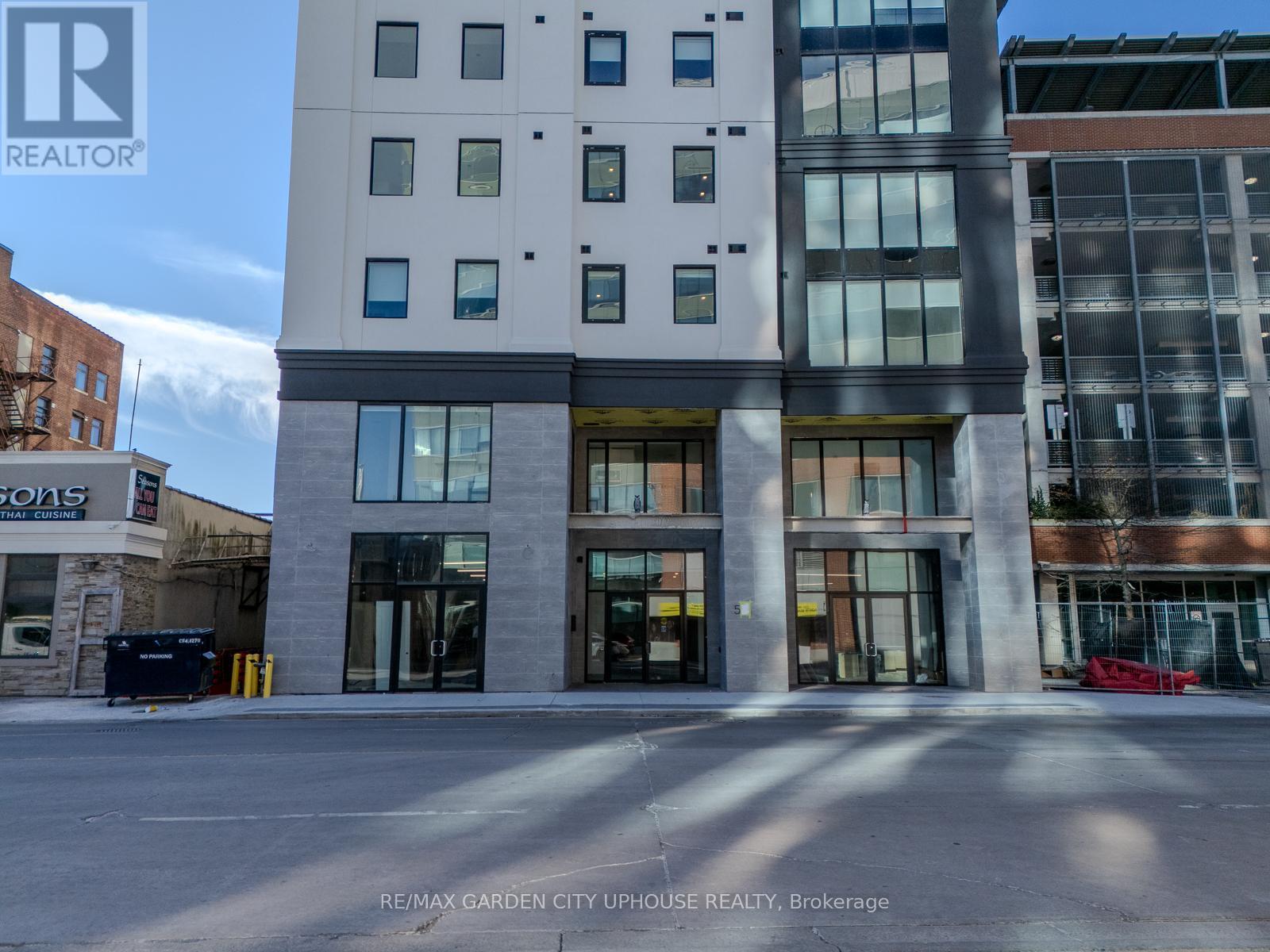 904 - 57 Carlisle Street, St. Catharines, Ontario  L2R 7N6 - Photo 1 - X12881660