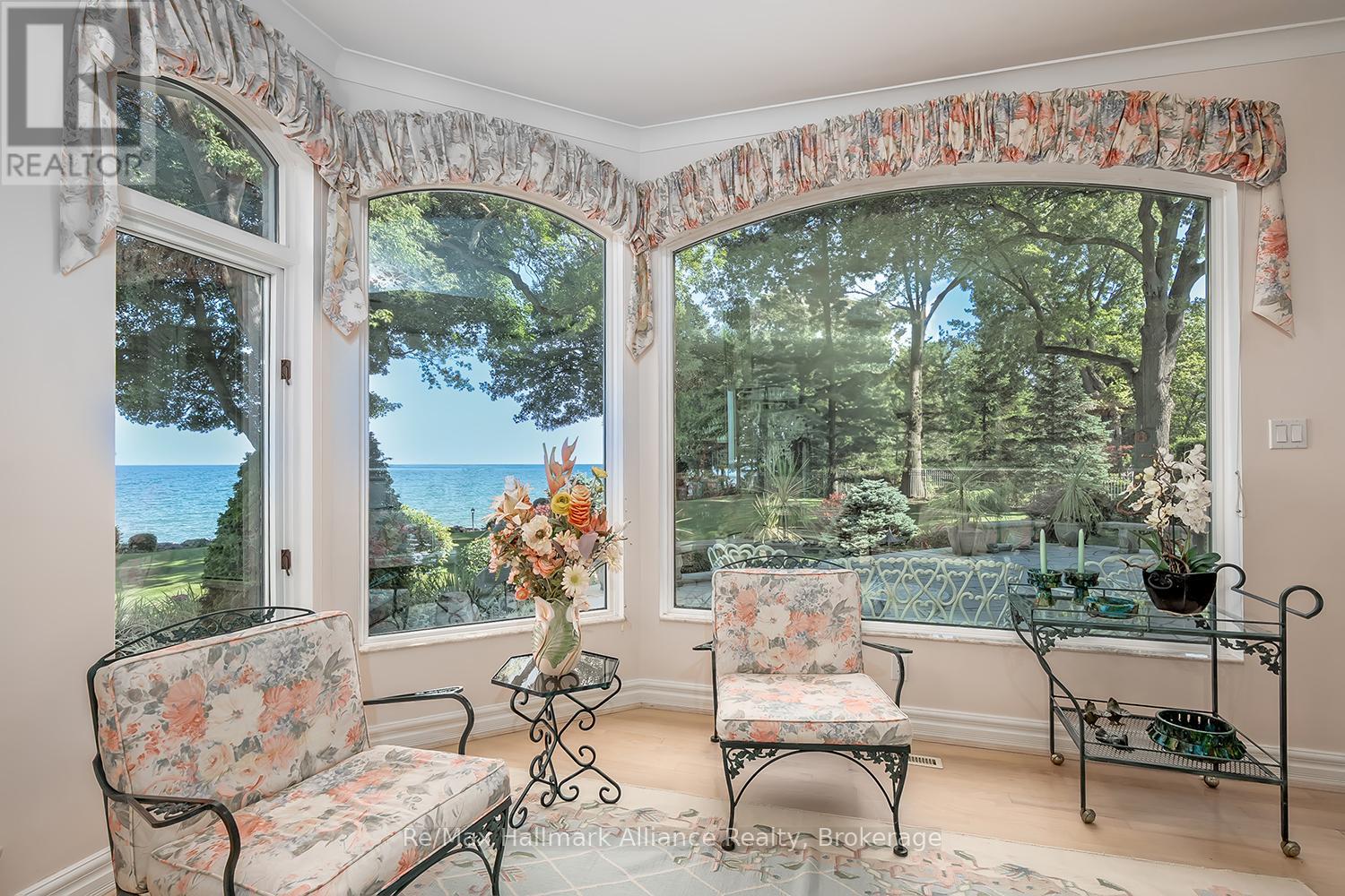 49 Cox Drive, Oakville, Ontario  L6J 4P8 - Photo 16 - W12881754