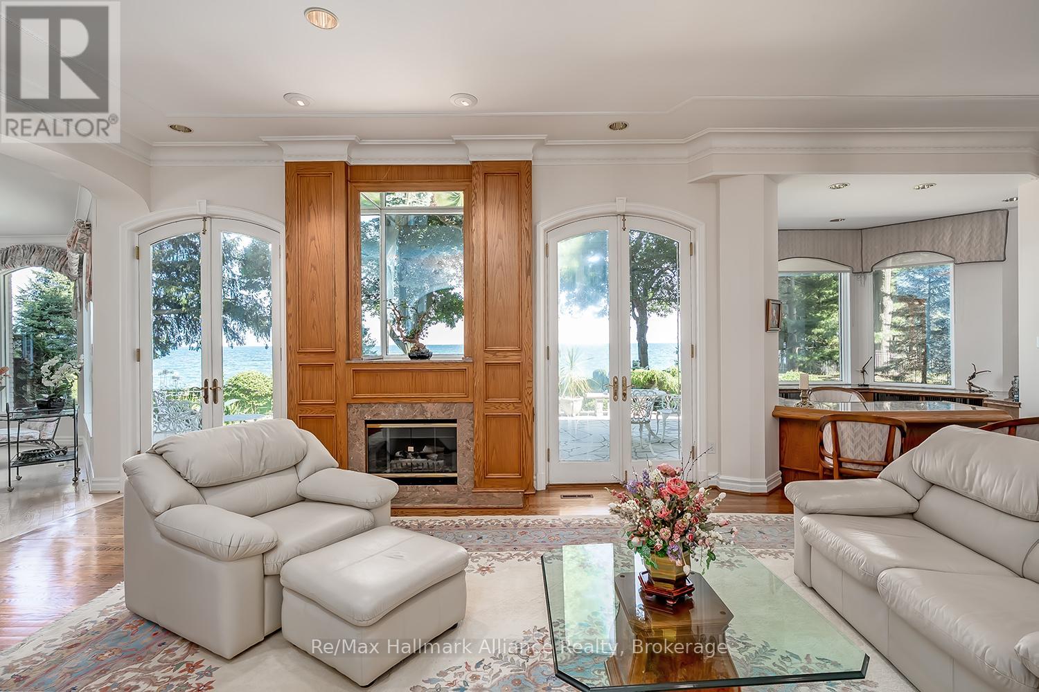 49 Cox Drive, Oakville, Ontario  L6J 4P8 - Photo 18 - W12881754