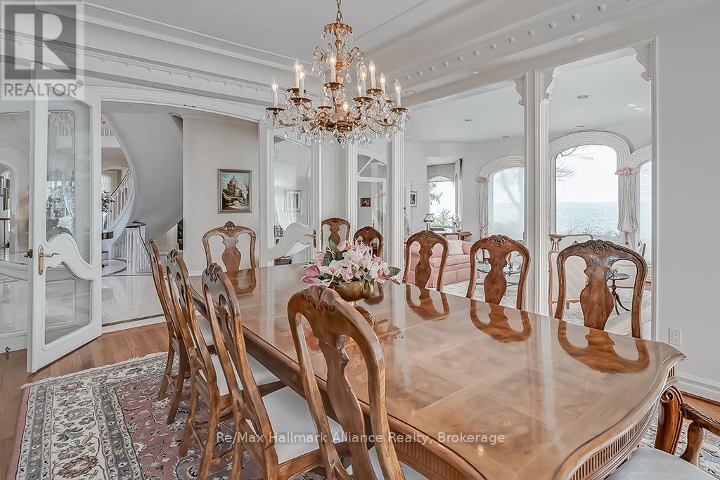 49 Cox Drive, Oakville, Ontario  L6J 4P8 - Photo 23 - W12881754