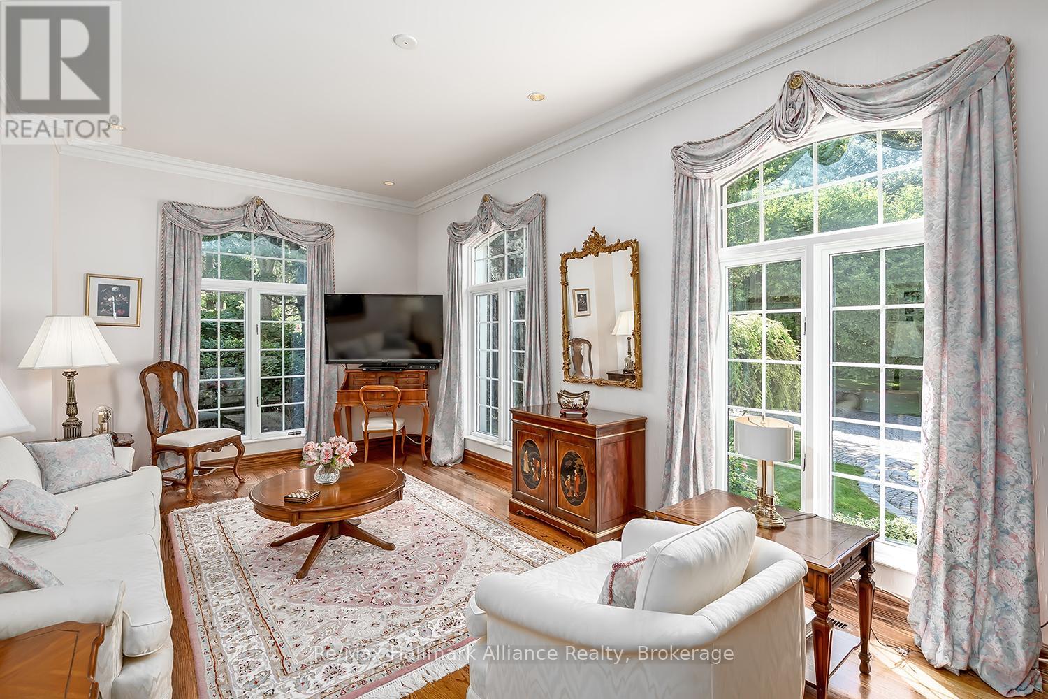 49 Cox Drive, Oakville, Ontario  L6J 4P8 - Photo 24 - W12881754