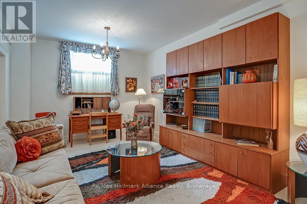 49 Cox Drive, Oakville, Ontario  L6J 4P8 - Photo 34 - W12881754