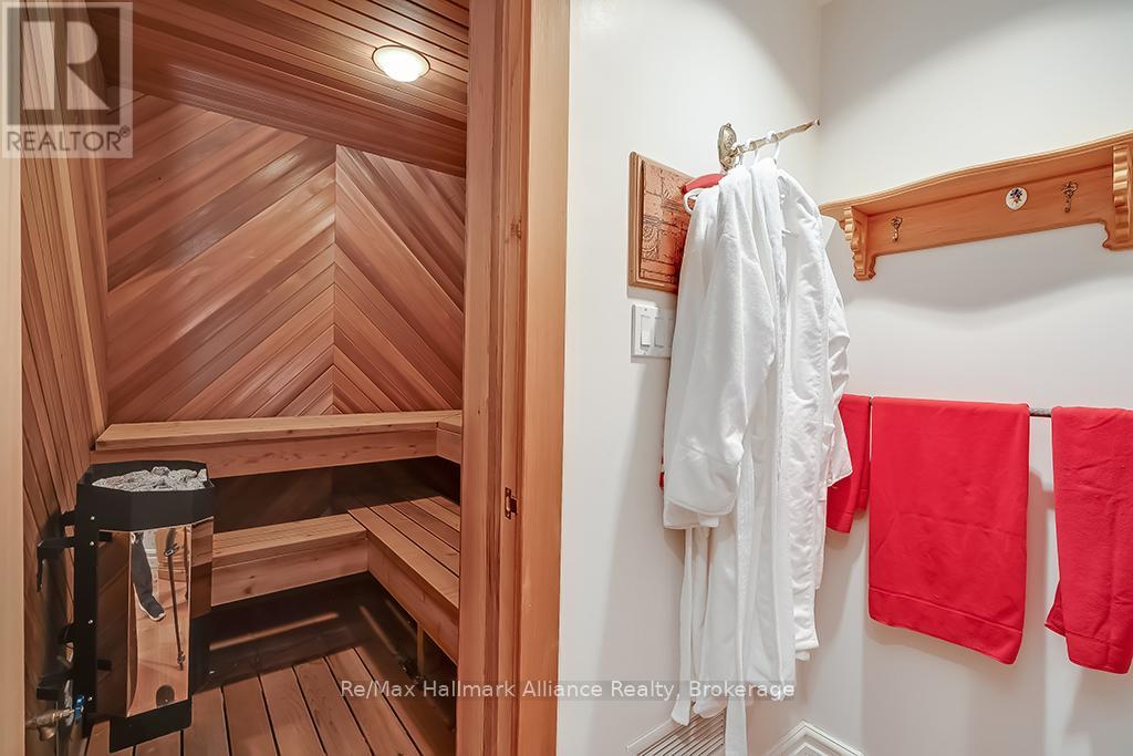 49 Cox Drive, Oakville, Ontario  L6J 4P8 - Photo 39 - W12881754