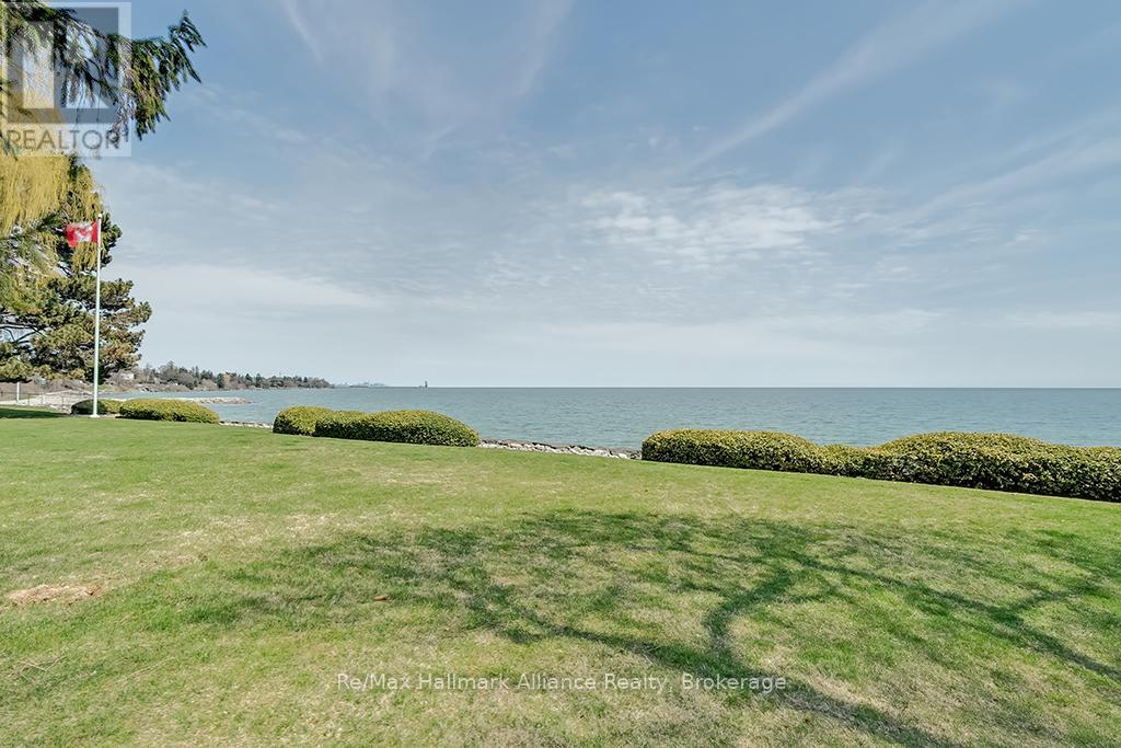 49 Cox Drive, Oakville, Ontario  L6J 4P8 - Photo 44 - W12881754