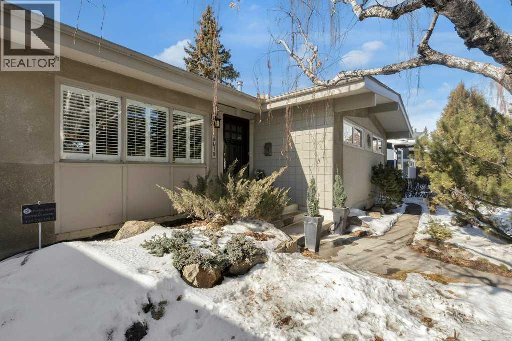 6019 Lakeview Drive Sw, Calgary, Alberta  T3E 5S9 - Photo 4 - A2293017