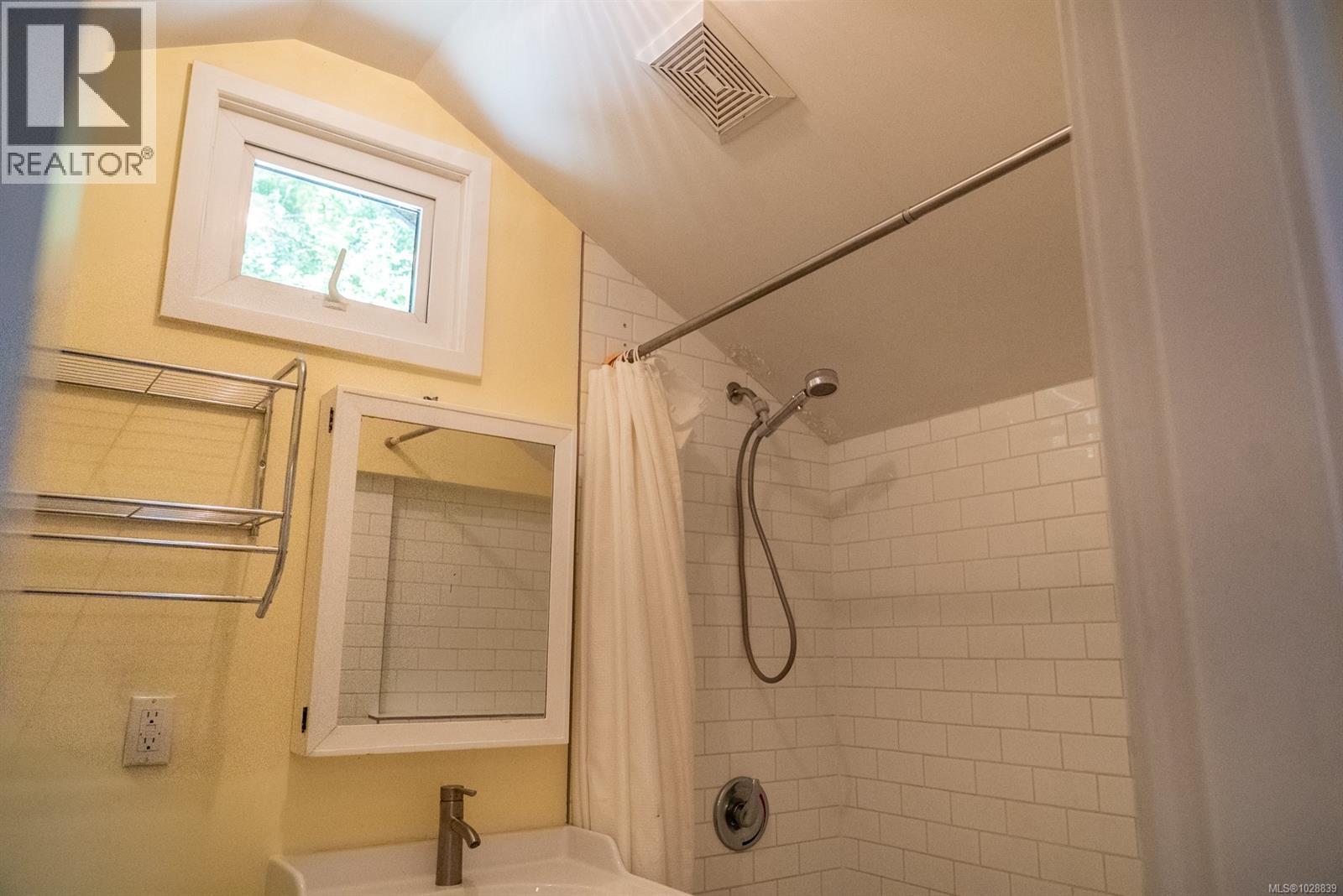 9907 Gowlland Point Rd, Pender Island, British Columbia  V0N 2M3 - Photo 30 - 1028839