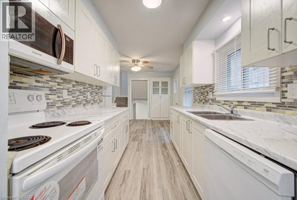 310 Magnolia Drive, Hamilton, Ontario  L9C 6P9 - Photo 5 - 40804454