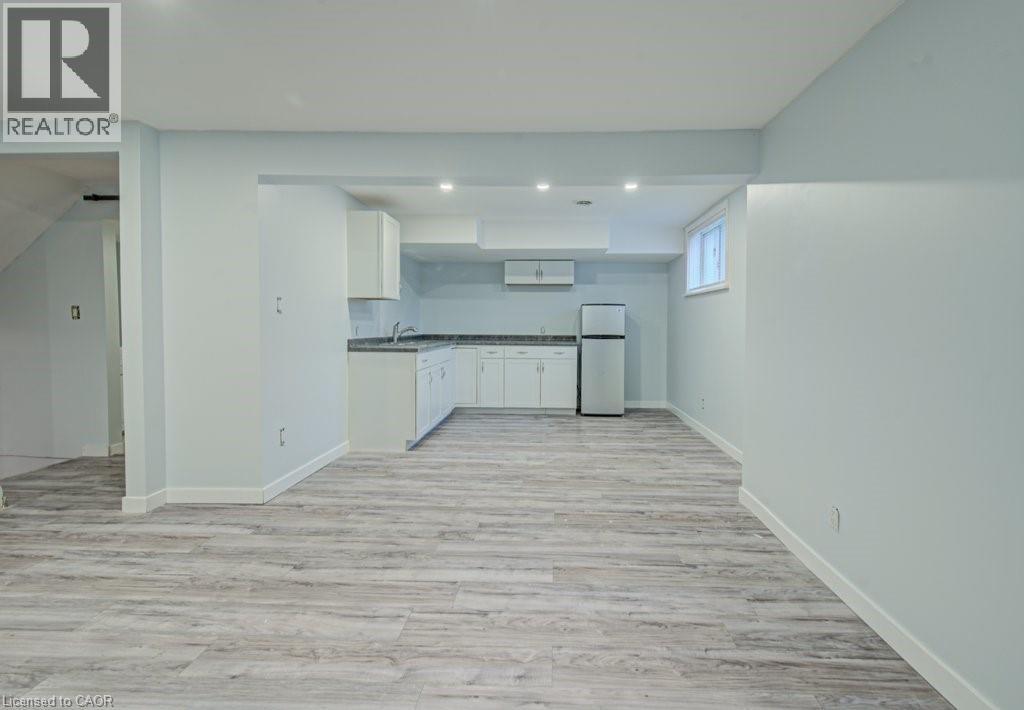 310 Magnolia Drive, Hamilton, Ontario  L9C 6P9 - Photo 22 - 40804454