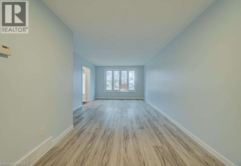 310 Magnolia Drive, Hamilton, Ontario  L9C 6P9 - Photo 13 - 40804454