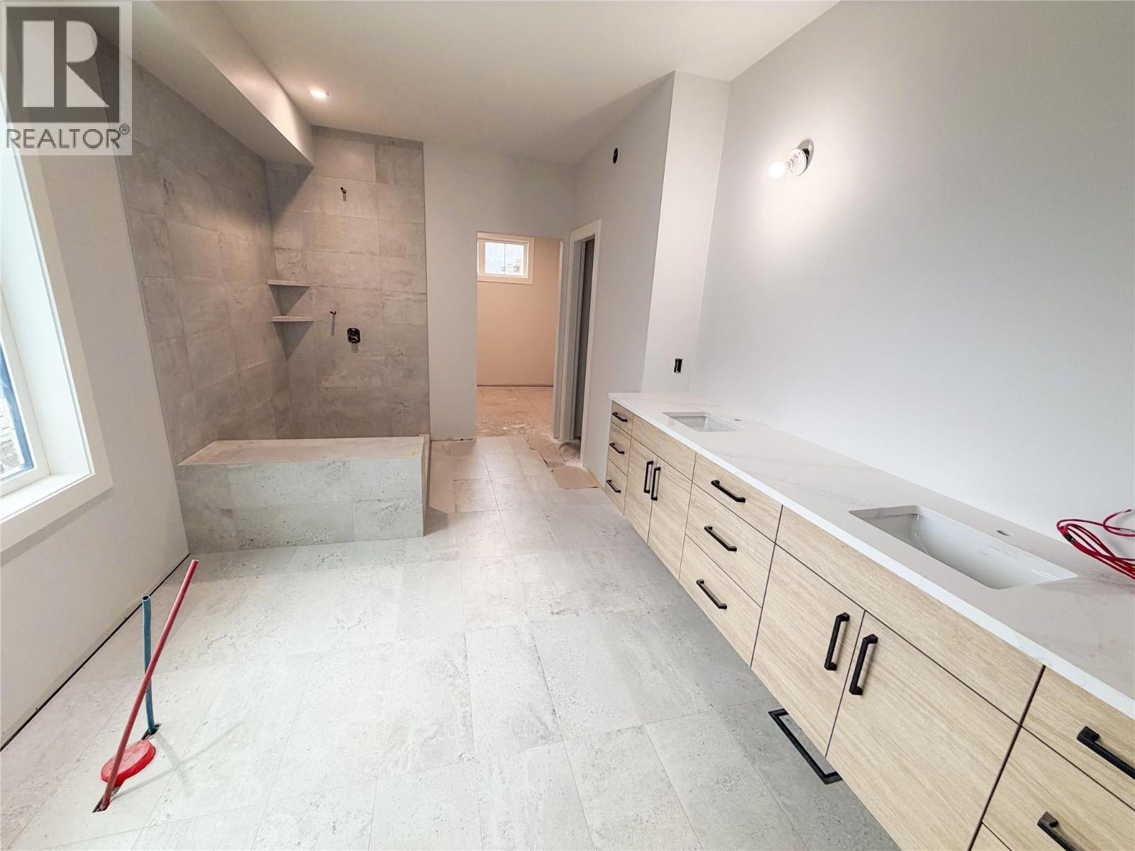 1531 Olive Pond Place, Kelowna, British Columbia  V1V 2C6 - Photo 6 - 10378117