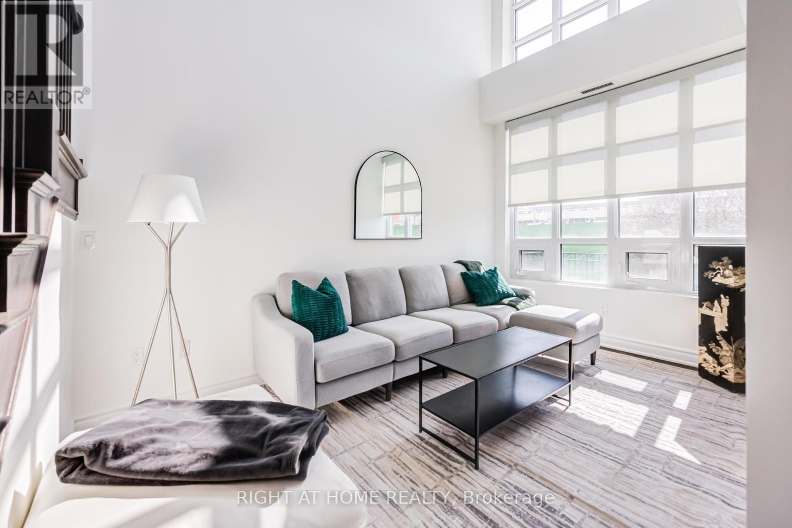 Th5 - 6 Pirandello Street, Toronto, Ontario  M6K 0B1 - Photo 3 - C12881588