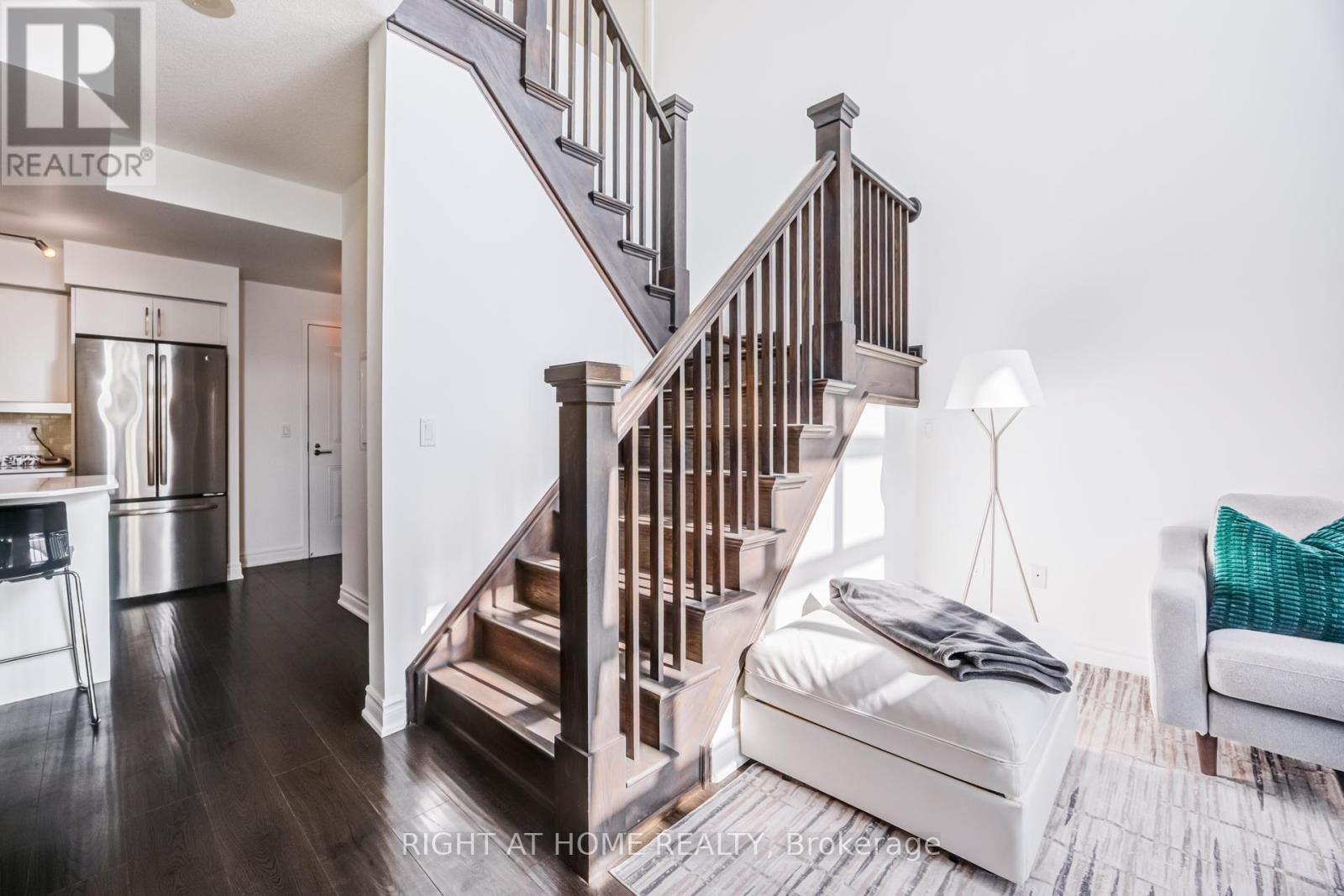 Th5 - 6 Pirandello Street, Toronto, Ontario  M6K 0B1 - Photo 5 - C12881588