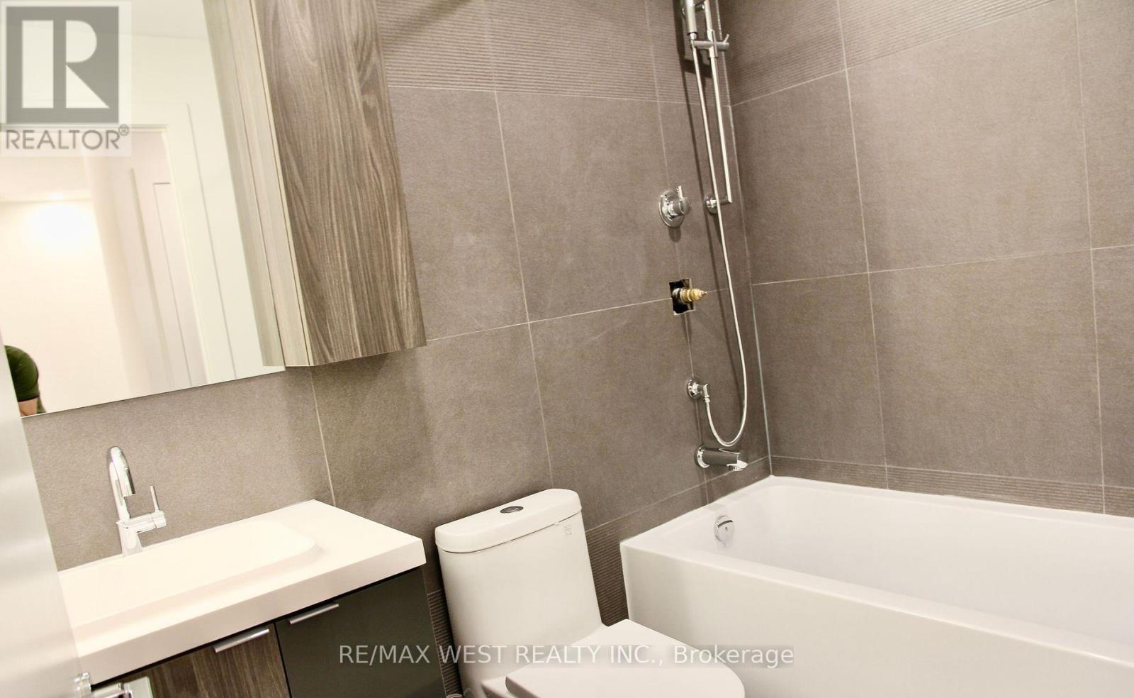 2504 - 15 Mercer Street, Toronto, Ontario  M5V 1H2 - Photo 24 - C12881654