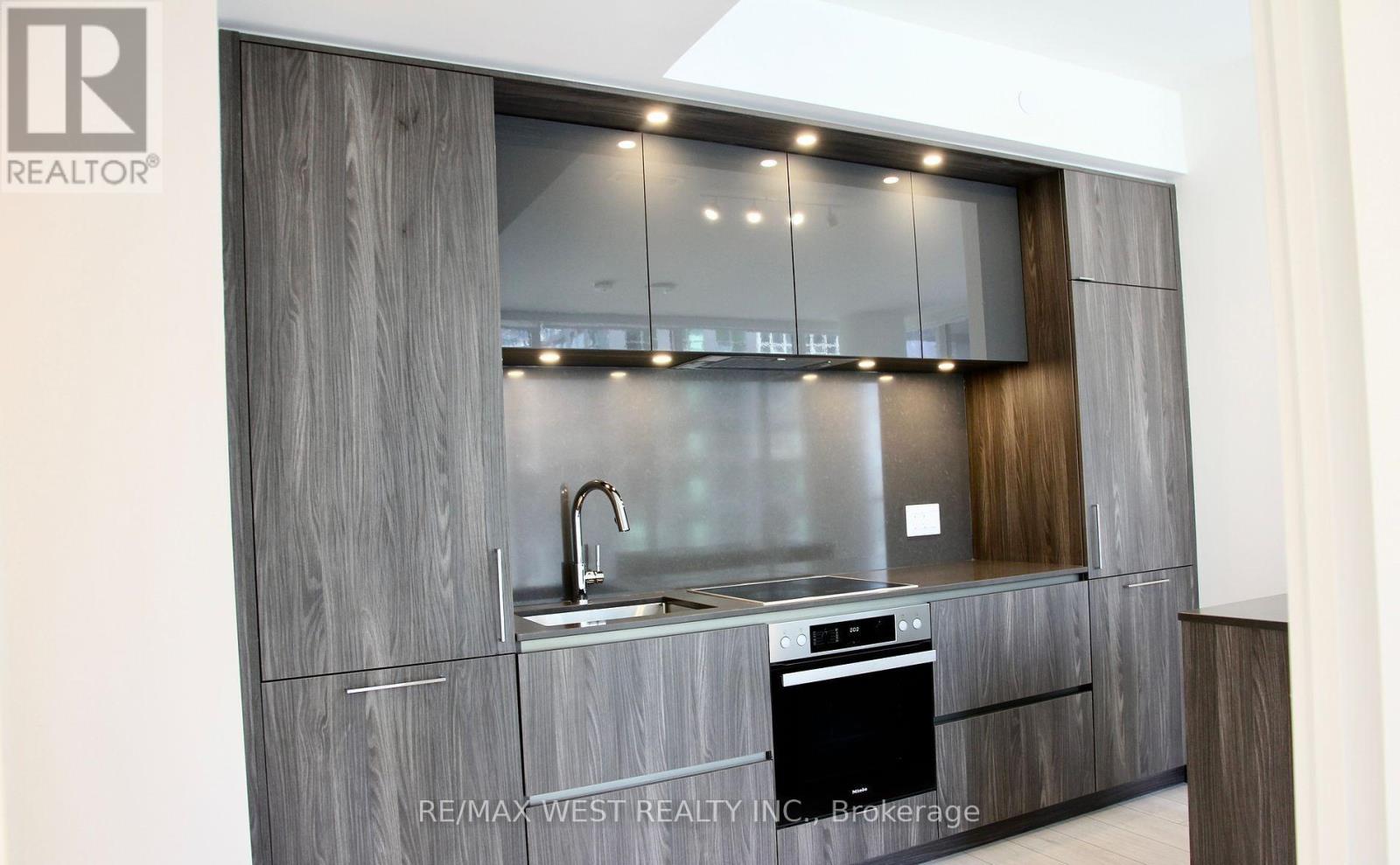 2504 - 15 Mercer Street, Toronto, Ontario  M5V 1H2 - Photo 6 - C12881654