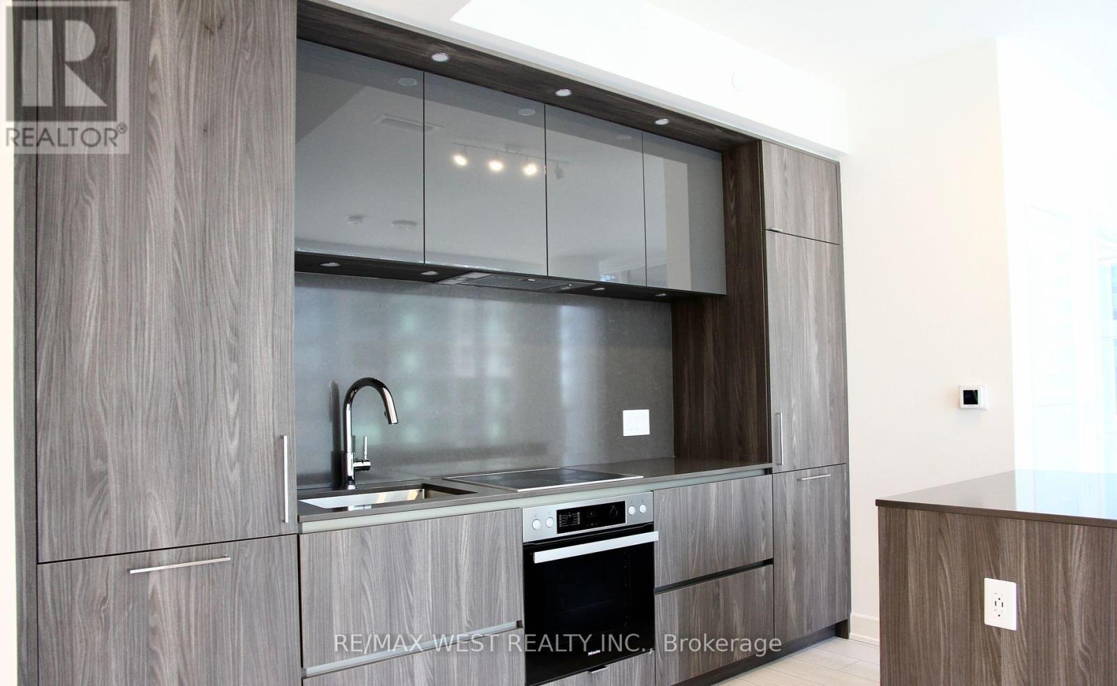 2504 - 15 Mercer Street, Toronto, Ontario  M5V 1H2 - Photo 7 - C12881654