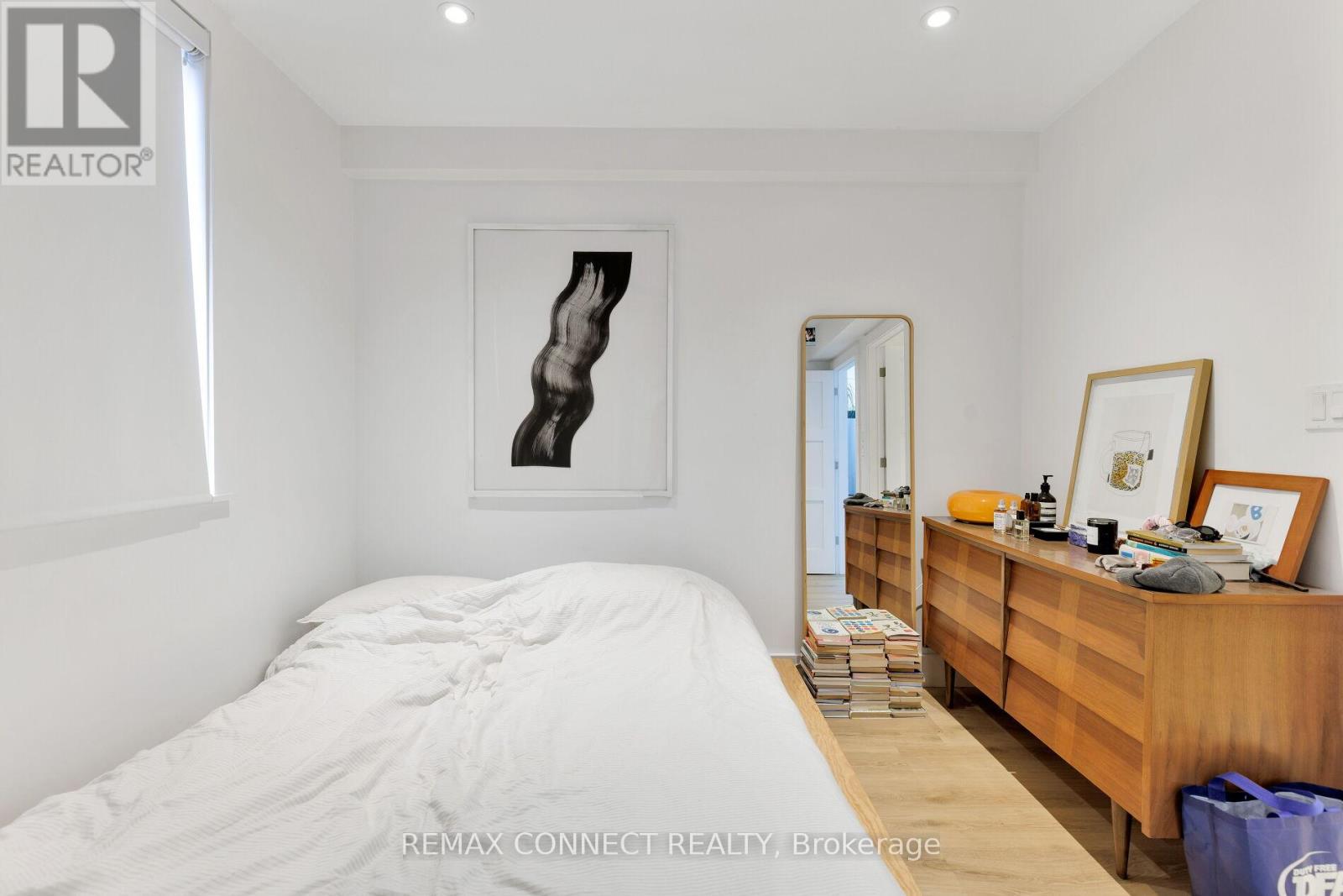 16 Rosemount Avenue, Toronto, Ontario M6H 2M1 - Photo 39 - C12881744