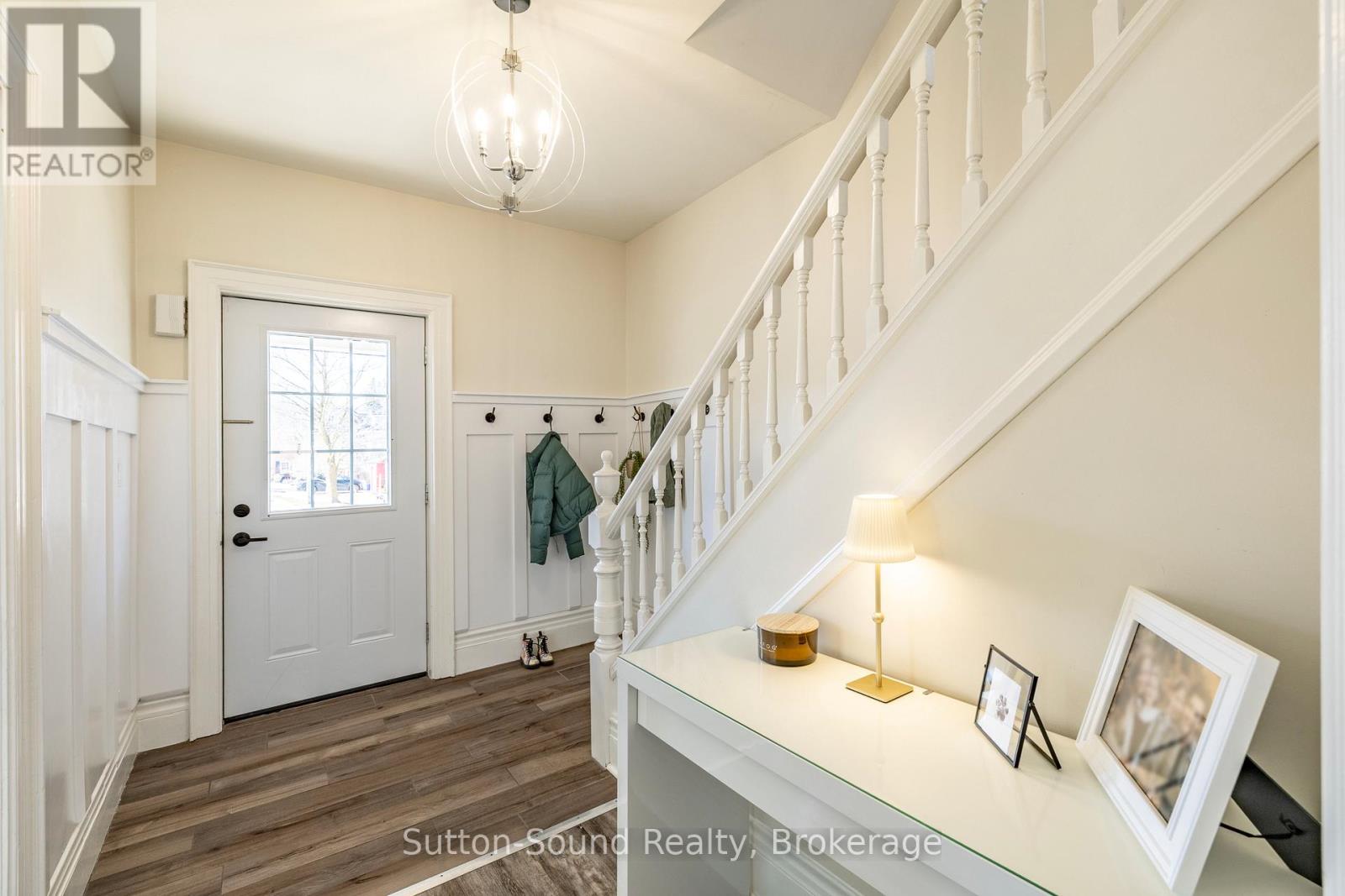 425 2nd Avenue E, Owen Sound, Ontario  N4K 2G2 - Photo 4 - X12881652