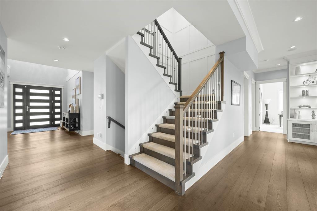 17585 Abbey Drive, Surrey, British Columbia  V4N 4H2 - Photo 3 - R3098867