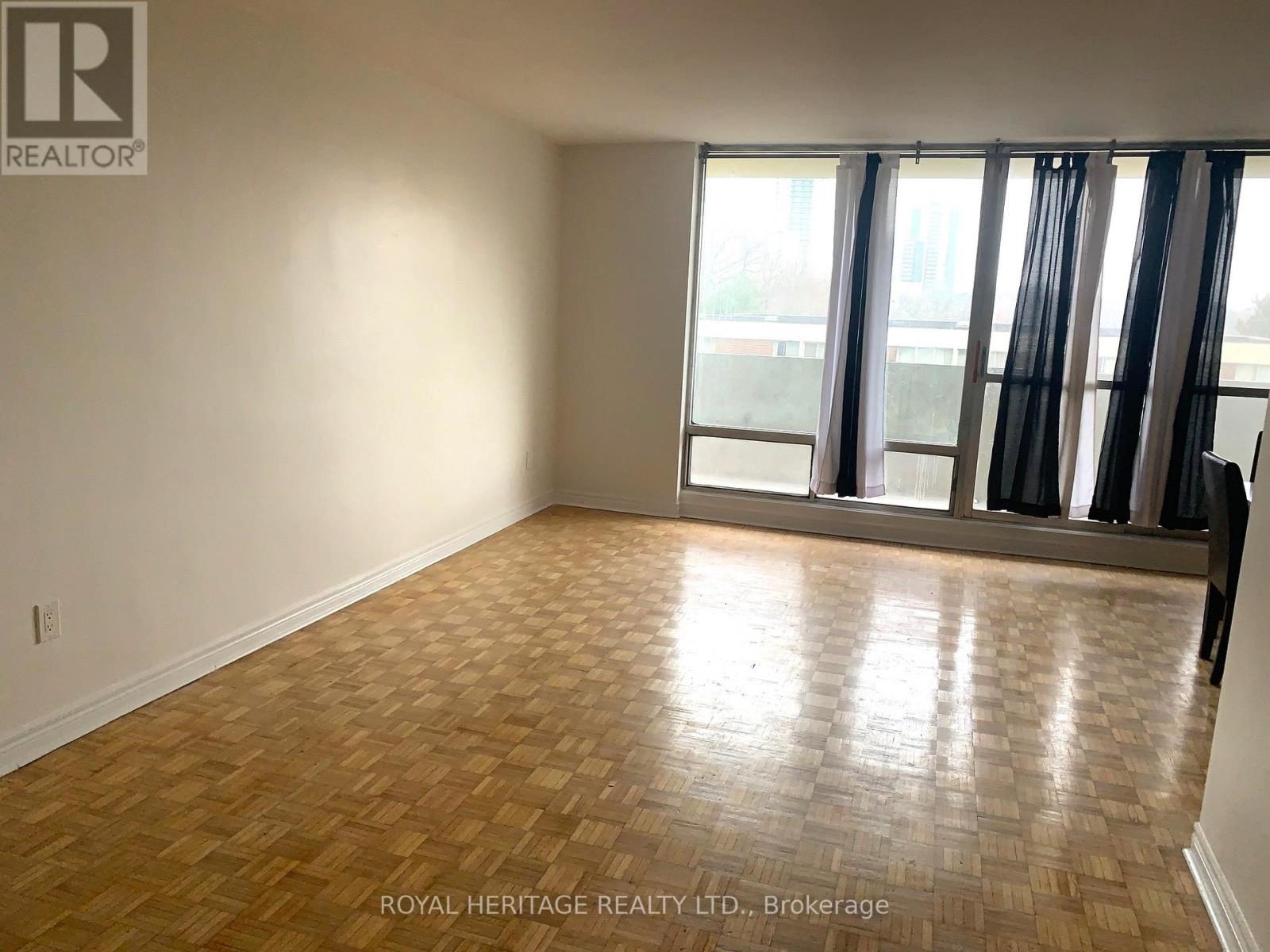 314 - 1 Massey Square, Toronto, Ontario  M4C 5L4 - Photo 6 - E12881602