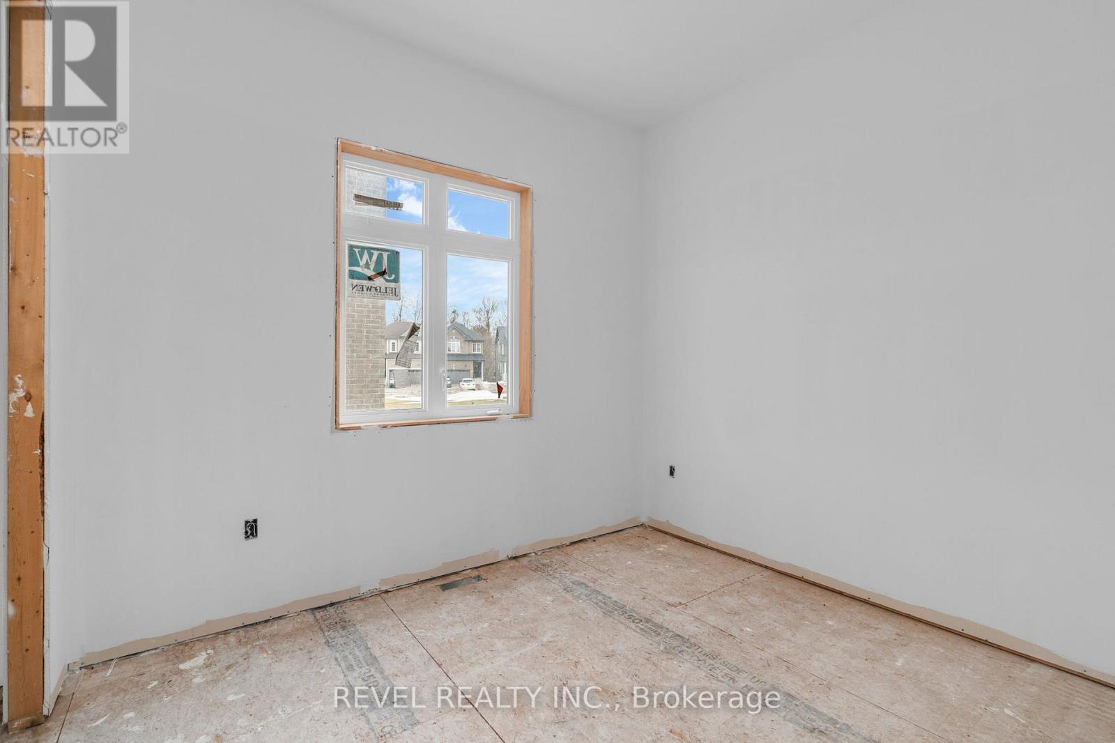 57 Wood Crescent, Essa (Angus), Ontario  L3W 0M5 - Photo 12 - N12881570