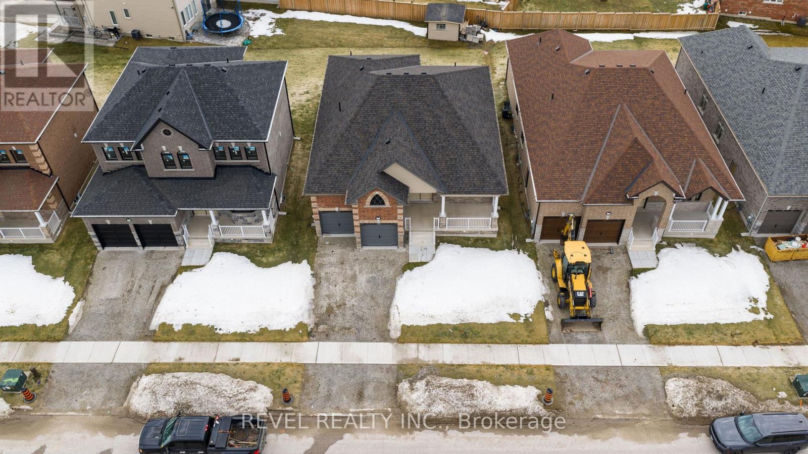 57 Wood Crescent, Essa (Angus), Ontario  L3W 0M5 - Photo 18 - N12881570