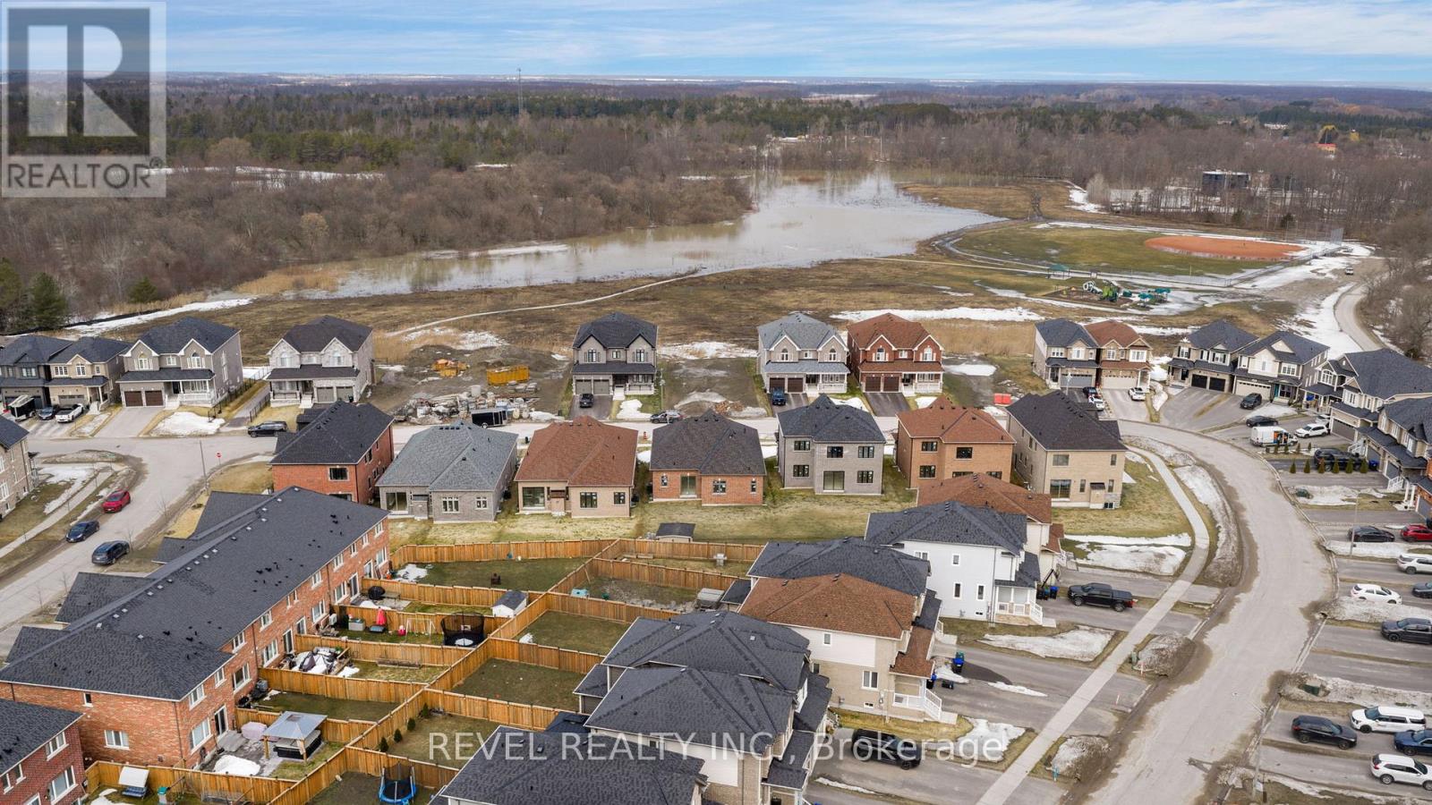 57 Wood Crescent, Essa (Angus), Ontario  L3W 0M5 - Photo 22 - N12881570