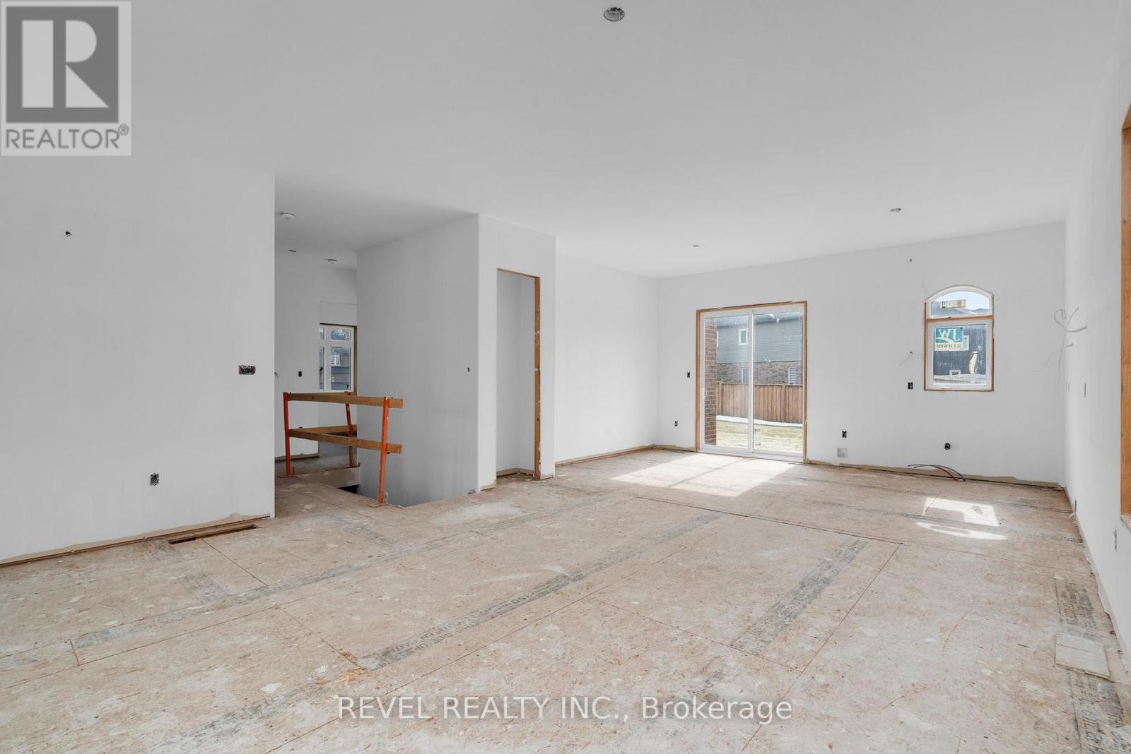 57 Wood Crescent, Essa (Angus), Ontario  L3W 0M5 - Photo 8 - N12881570