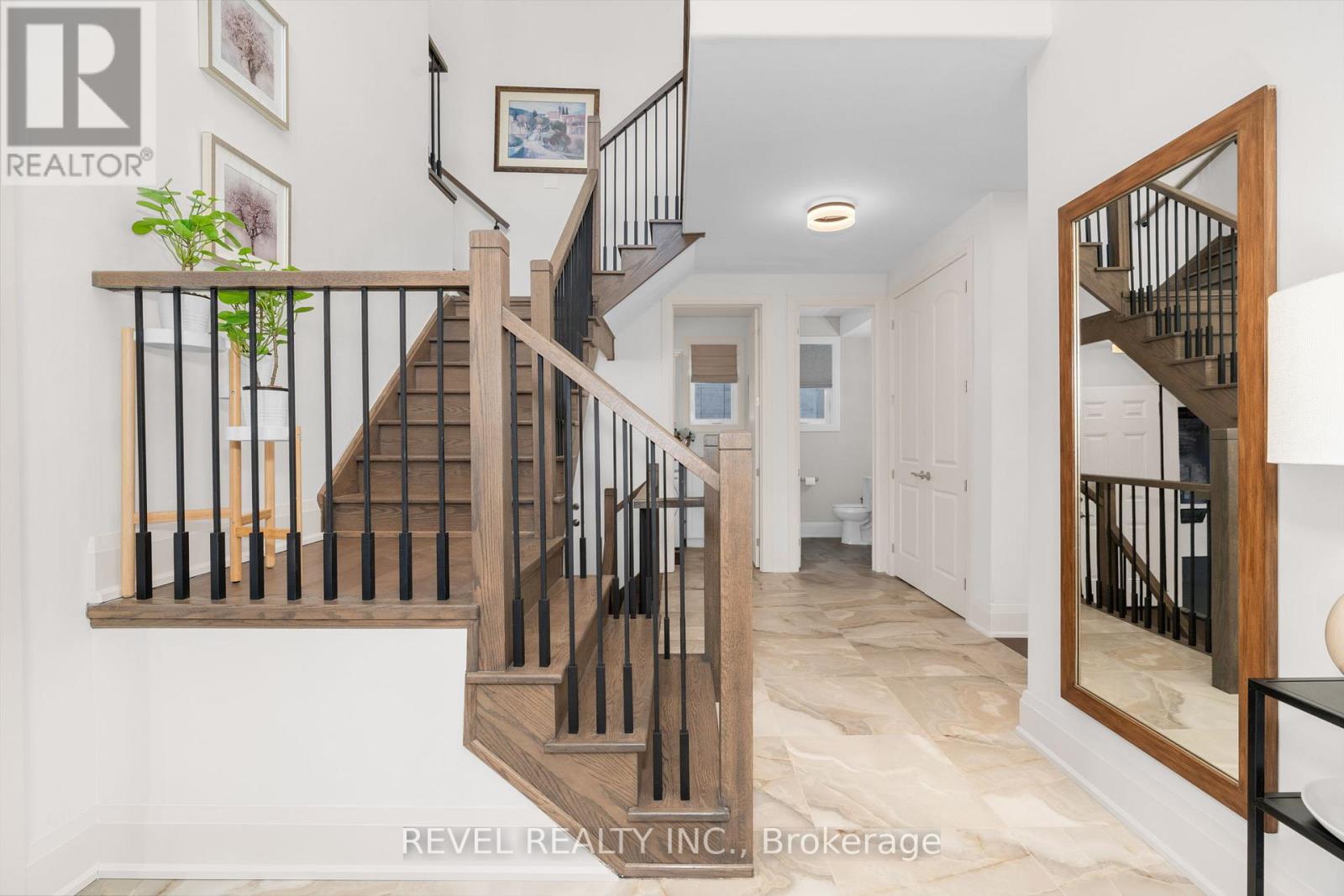 51 Wood Crescent, Essa (Angus), Ontario  L3W 0M5 - Photo 11 - N12881580