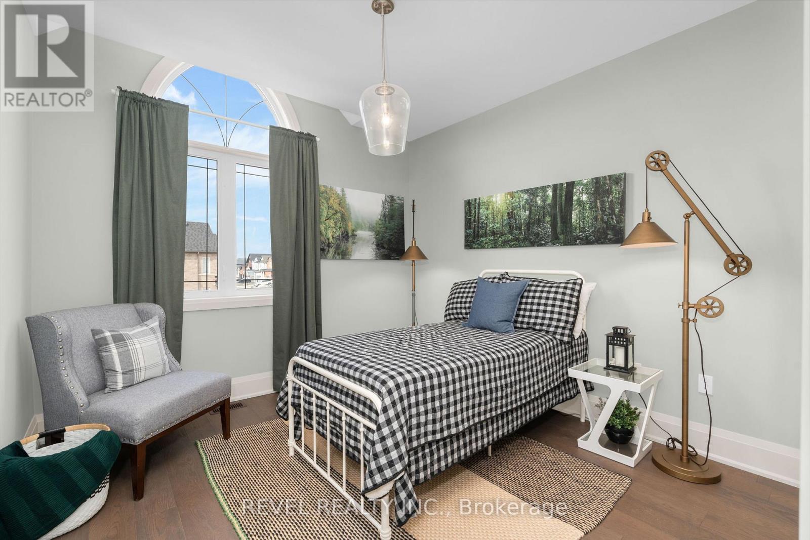 51 Wood Crescent, Essa (Angus), Ontario  L3W 0M5 - Photo 40 - N12881580