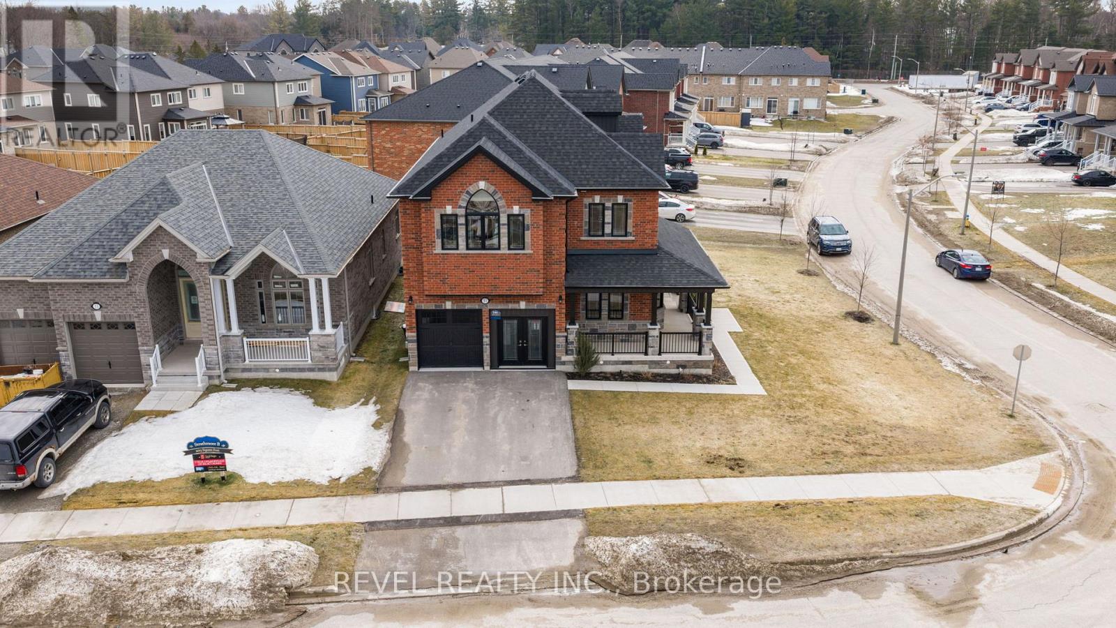 51 Wood Crescent, Essa (Angus), Ontario  L3W 0M5 - Photo 46 - N12881580