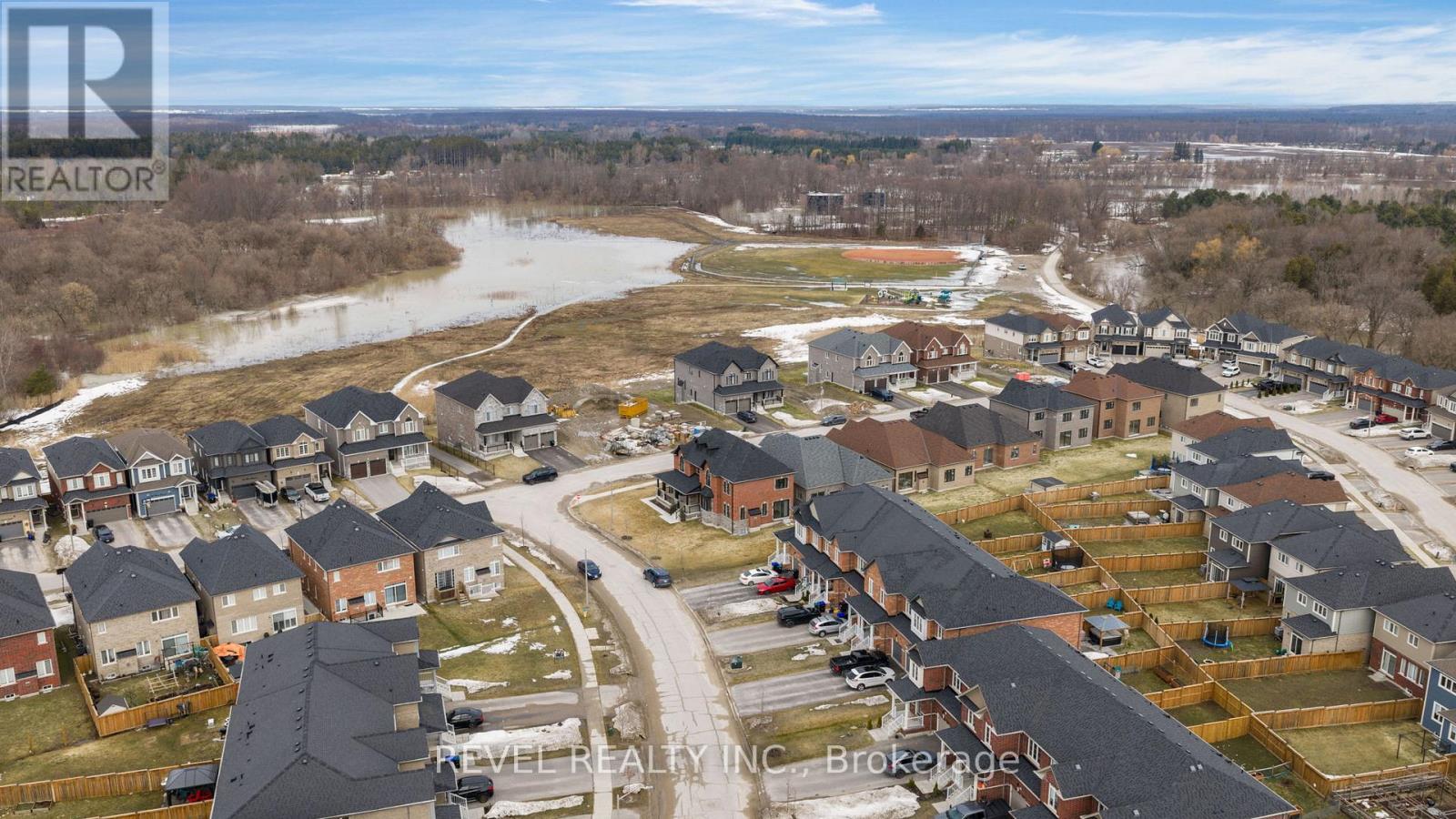 51 Wood Crescent, Essa (Angus), Ontario  L3W 0M5 - Photo 49 - N12881580