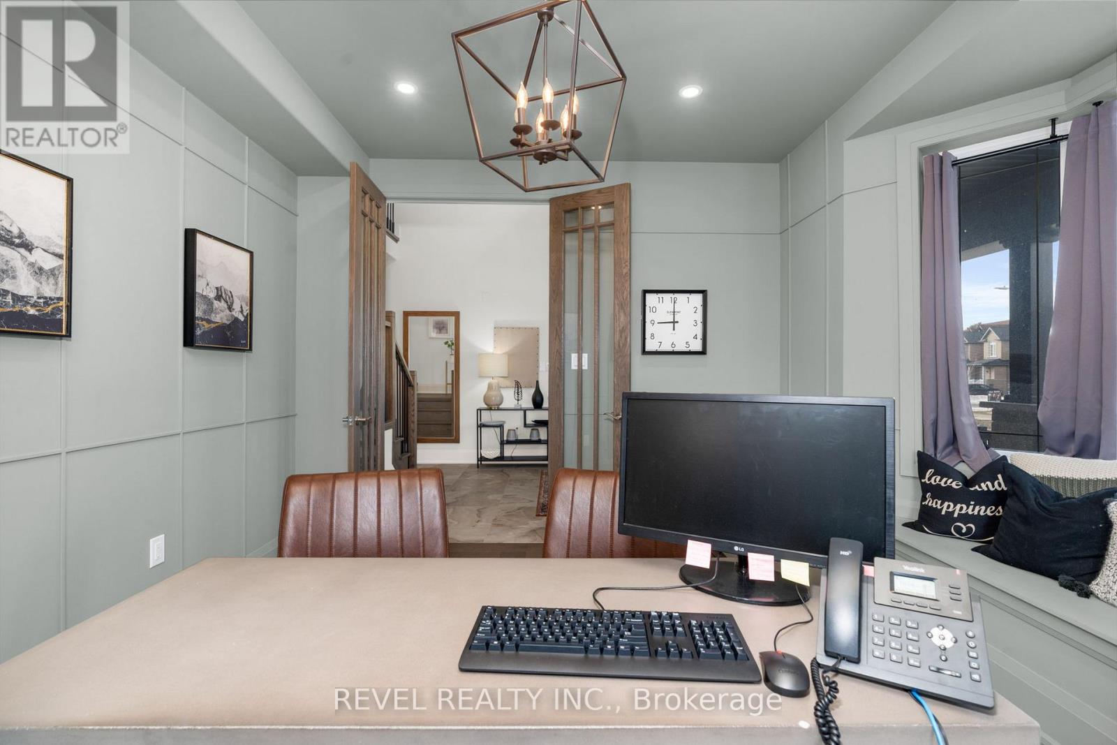 51 Wood Crescent, Essa (Angus), Ontario  L3W 0M5 - Photo 9 - N12881580