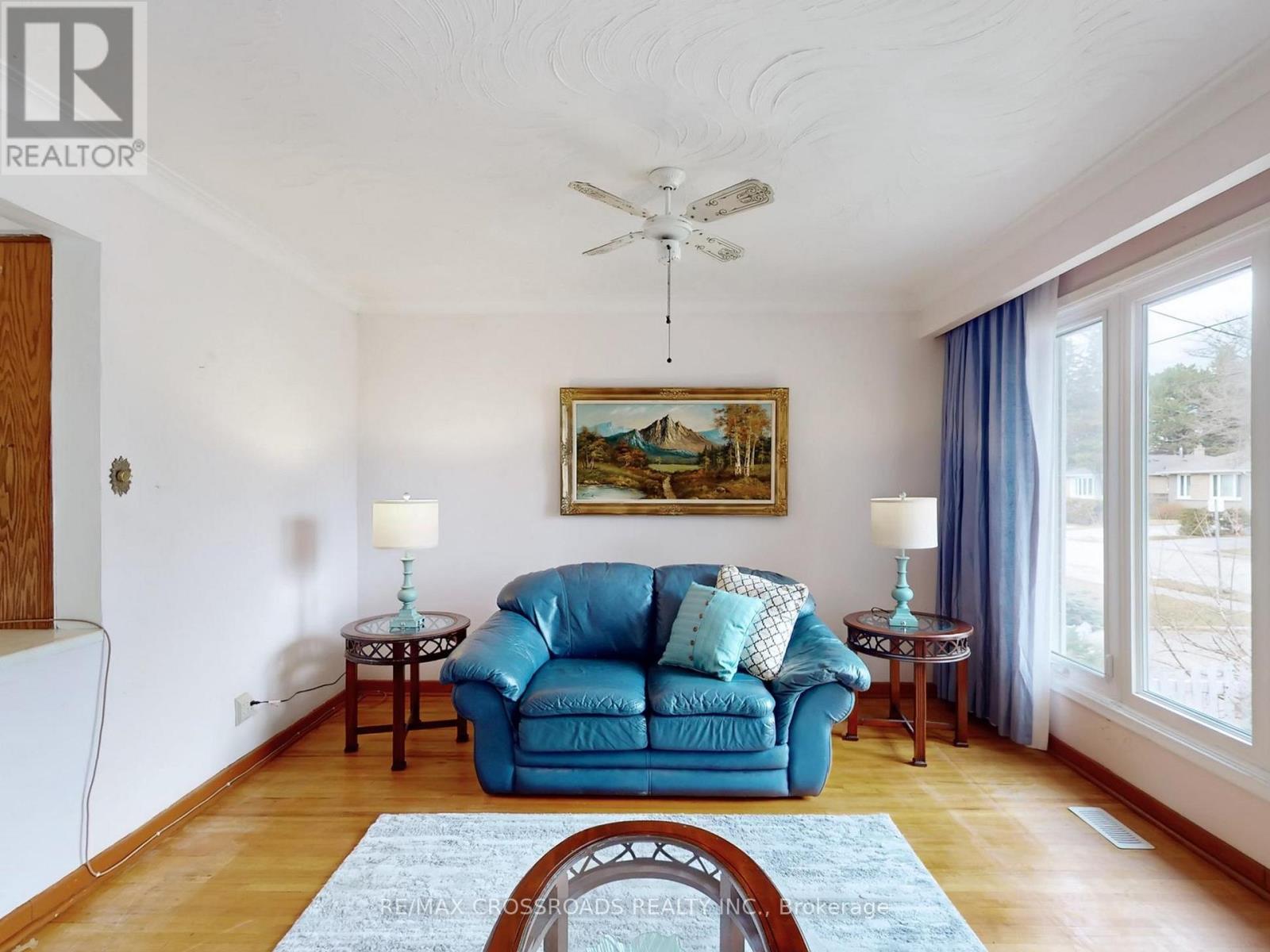 186 Norfolk Avenue, Richmond Hill, Ontario  L4C 2C8 - Photo 10 - N12881648